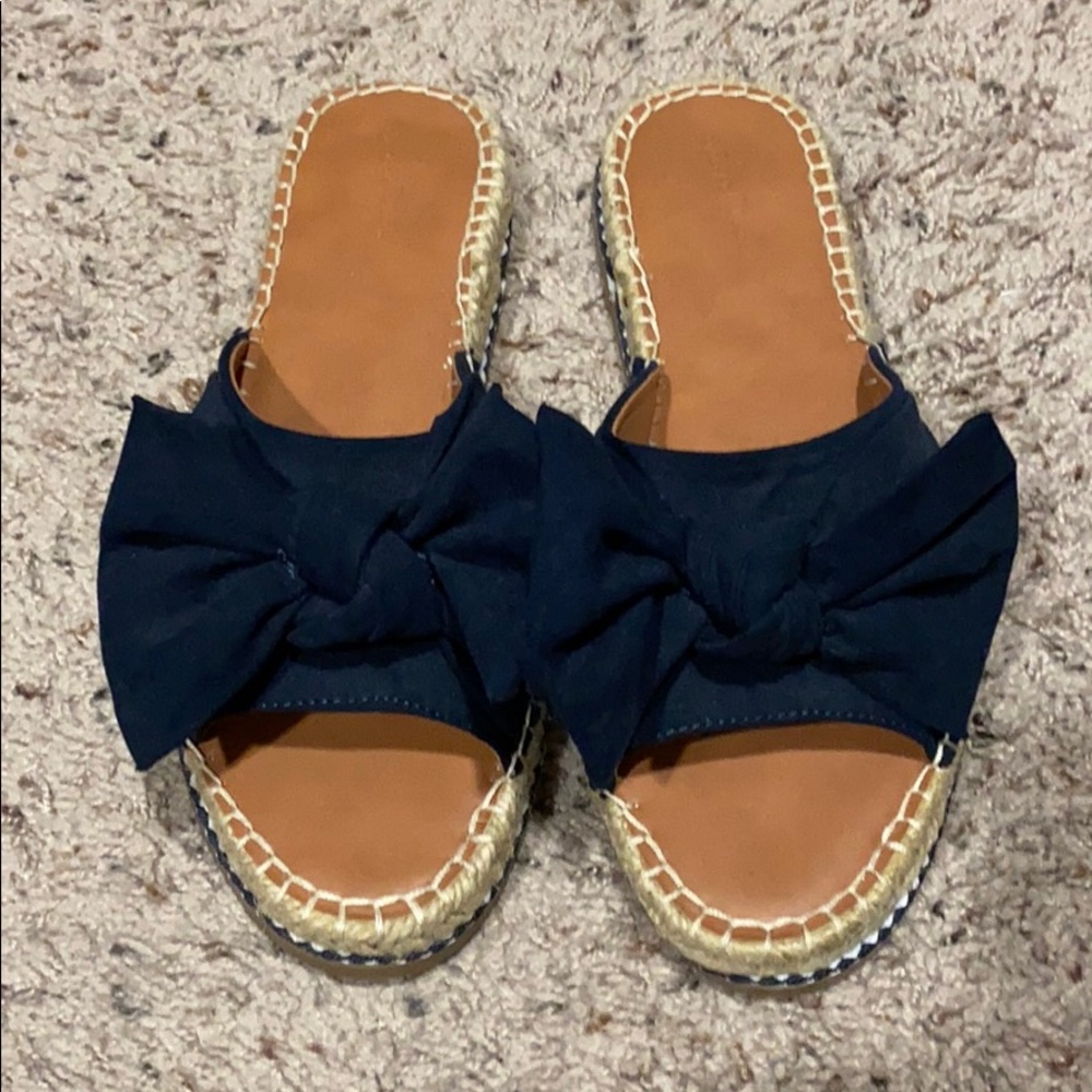 Bow Sandals